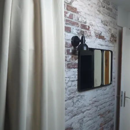Les Volets Bleus - Deux Appartements Et Un Studio, Jardin Bourges Buitenkant foto